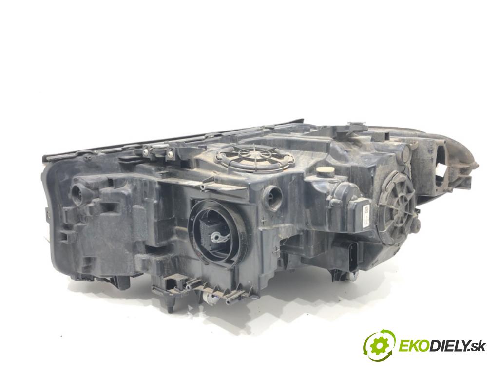 BMW 5 (G30, F90) 2016 - 2022    540 d xDrive 235 kW [320 KM] olej napędowy 2017 - 2020  světlomet pravý přední část ADAPTÍVNE LED 8499122