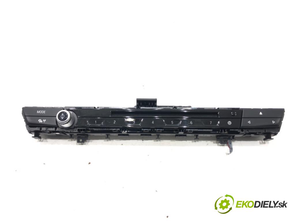 BMW 5 (G30, F90) 2016 - 2022    540 d xDrive 235 kW [320 KM] olej napędowy 2017 - 2020  Panel ovládania radia  (Prepínač/spínač/tlačidlo a ovládač kúrenia)
