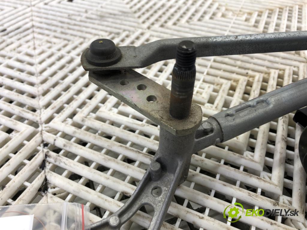 BMW 5 (G30, F90) 2016 - 2022    540 d xDrive 235 kW [320 KM] olej napędowy 2017 - 2020  Mechanizmus stieračov predný W000061594 (Motorčeky stieračov predné)