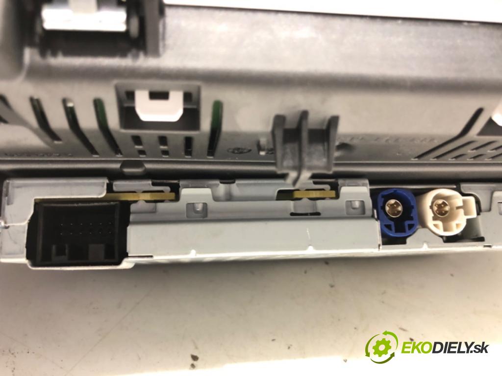 BMW G30 sedan 2019 235 kW 540 d xDrive 2993 Prístrojovka 8736909