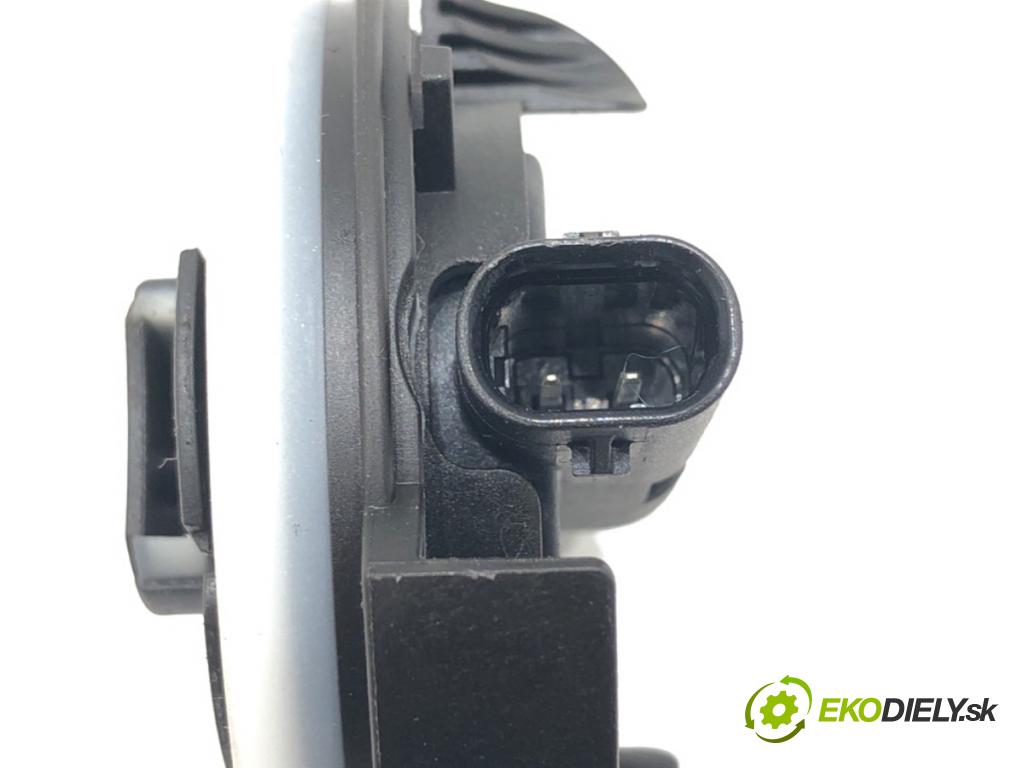 BMW 5 (G30, F90) 2016 - 2022    540 d xDrive 235 kW [320 KM] olej napędowy 2017 - 2020  Snímač nárazu 9279391 (Snímač nárazu)