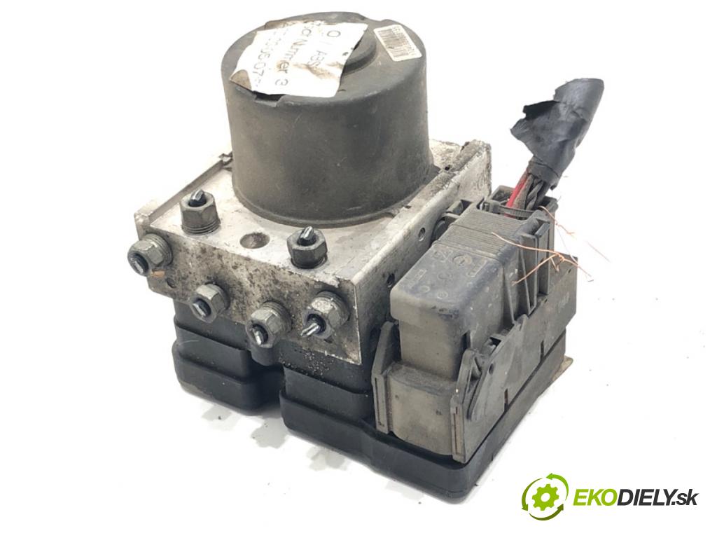 FORD FOCUS C-MAX (DM2) 2003 - 2007    1.8 TDCi 85 kW [115 KM] olej napędowy 2005 - 2007  Pumpa ABS 3M512M110GA (Pumpa ABS)