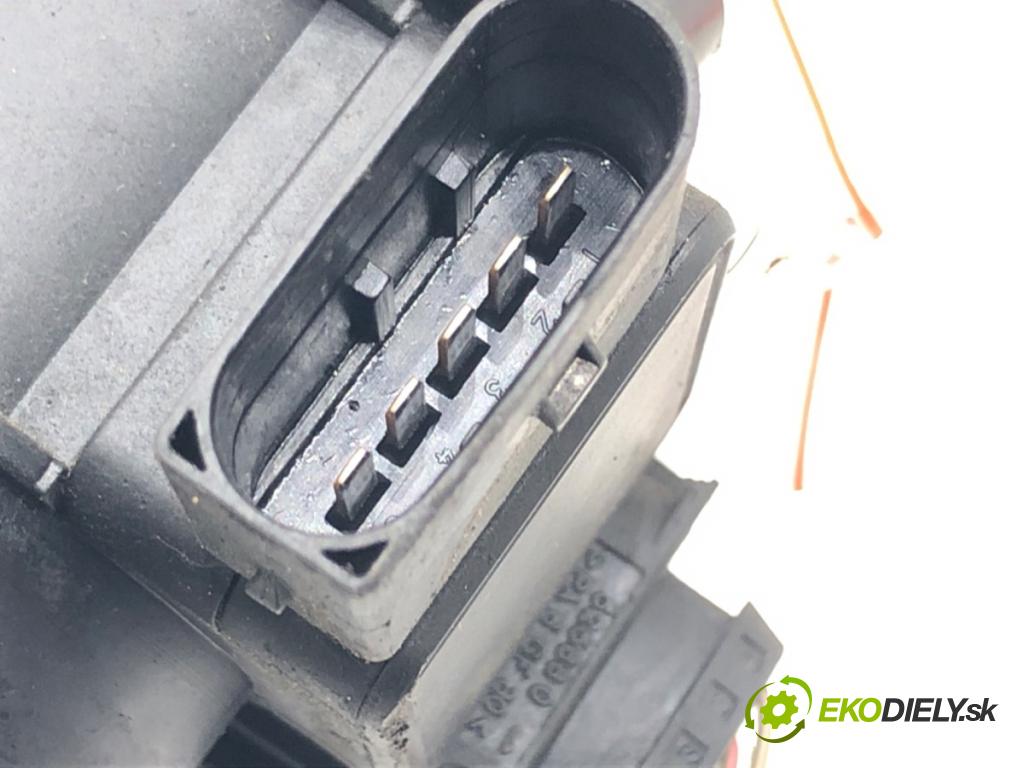 MERCEDES-BENZ KLASA C (W203) 2000 - 2007    C 200 Kompressor (203.042) 120 kW [163 KM] benzyna 2002 - 2007  Váha vzduchu A1110940148 (Váha vzduchu)