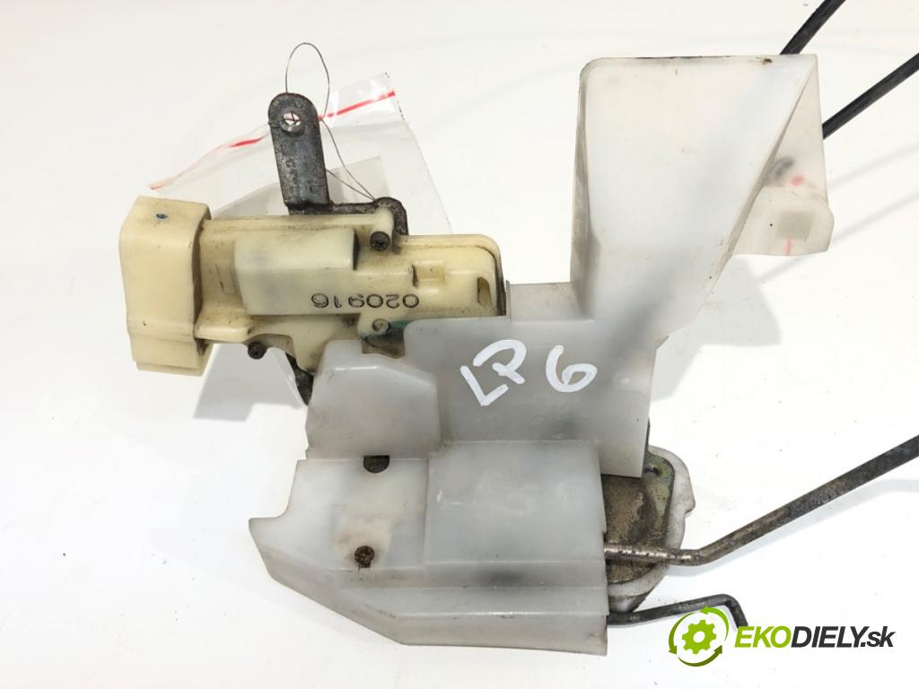 TOYOTA CELICA coupe (_T23_) 1999 - 2006    1.8 16V VT-i (ZZT230_) 105 kW [143 KM] benzyna 1999 - 2005  zámok dveře levý přední část 020916