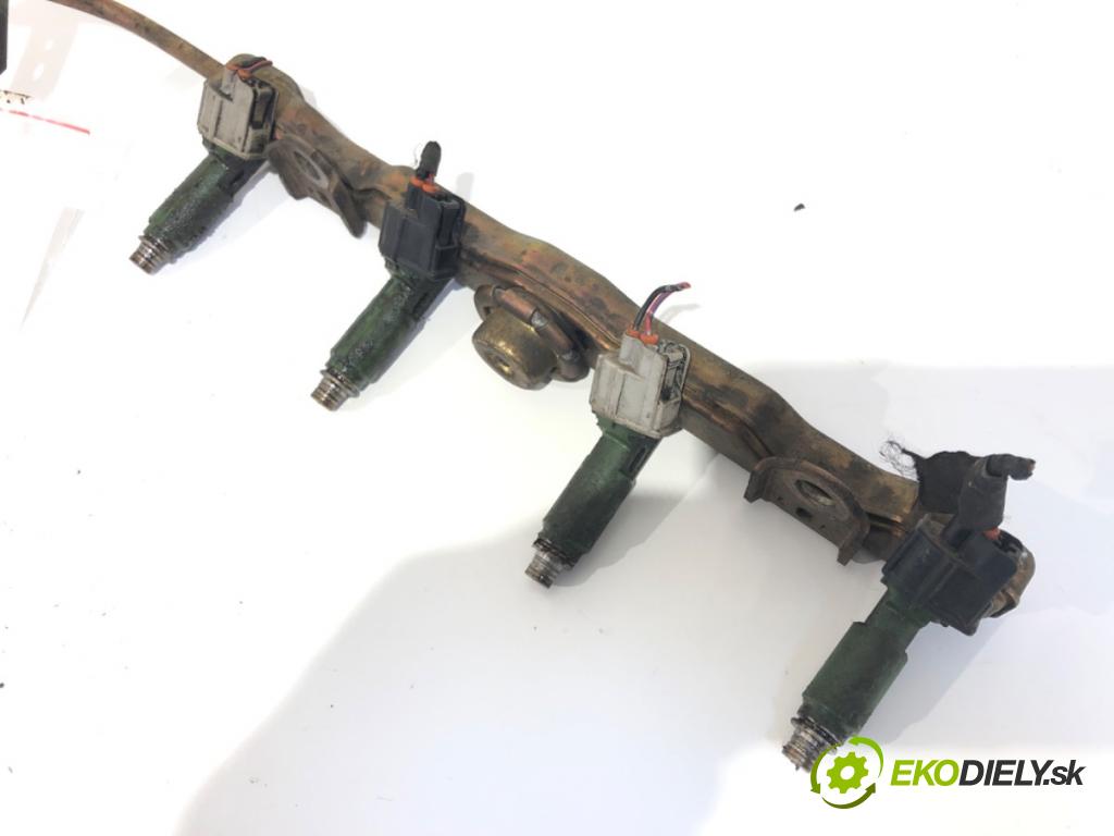 TOYOTA CELICA coupe (_T23_) 1999 - 2006    1.8 16V VT-i (ZZT230_) 105 kW [143 KM] benzyna 1999 - 2005  lišta vstřikovací  (Vstřikovací lišty)