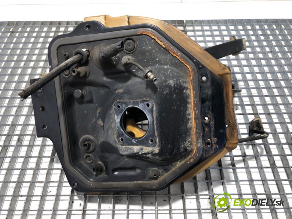 VW TRANSPORTER IV Autobus (70B, 70C, 7DB, 7DK, 70J, 70K, 7DC, 7 1990 - 2004    1.9 TD 50 kW [68 KM] olej napędowy 1992 - 2003  PEDÁL: 701721315B (Pedál)