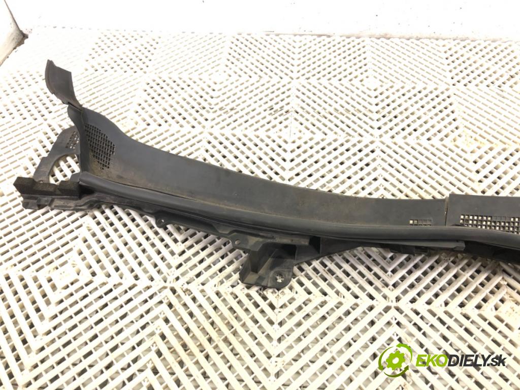 INFINITI Q70 (Y51) 2013 - 2022    3.0 175 kW [238 KM] olej napędowy 2013 - 2022  Torpédo, plast pod čelné okno 66862-1MA0A (Torpéda)