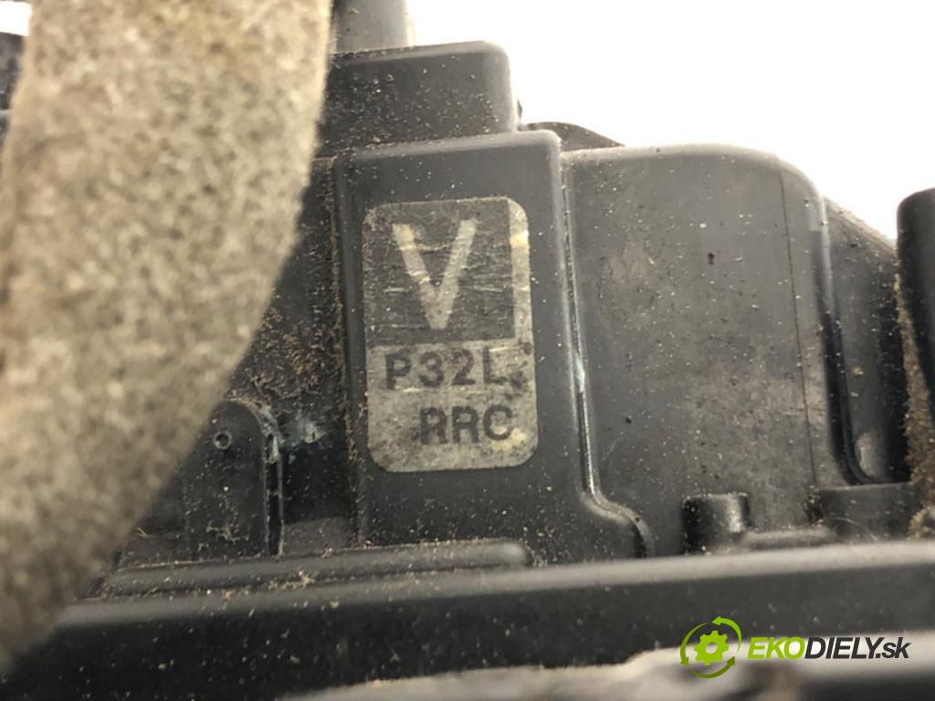 NISSAN QASHQAI / QASHQAI +2 I (J10, NJ10, JJ10E) 2006 - 2014    2.0 dCi 110 kW [150 KM] olej napędowy 2007 - 2013  zámok dveře pravý zadní část