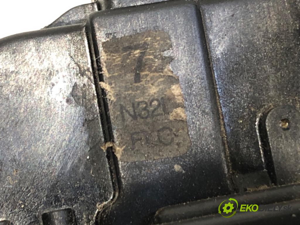 NISSAN QASHQAI / QASHQAI +2 I (J10, NJ10, JJ10E) 2006 - 2014    2.0 dCi 110 kW [150 KM] olej napędowy 2007 - 2013  zámok dveře levý přední část