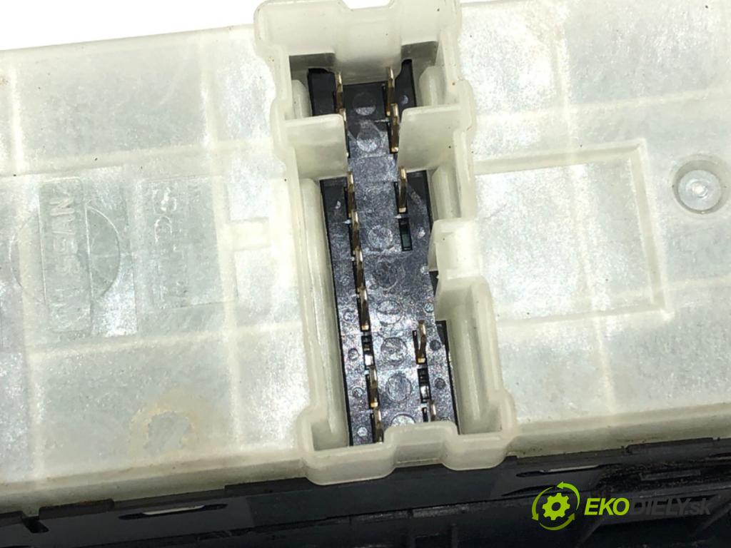 NISSAN QASHQAI / QASHQAI +2 I (J10, NJ10, JJ10E) 2006 - 2014    2.0 dCi 110 kW [150 KM] olej napędowy 2007 - 2013  Prepínač okien 25401 BB60B (Prepínač/spínač/tlačidlo a ovládač kúrenia)