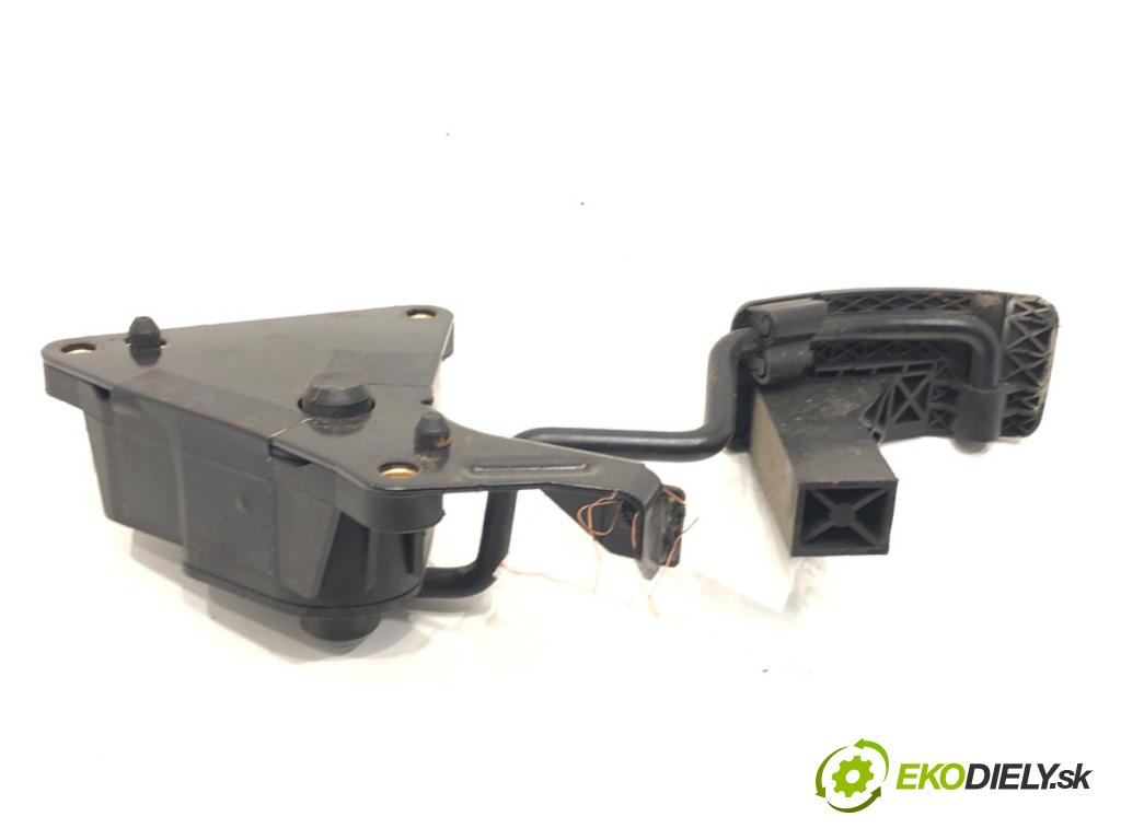 NISSAN QASHQAI / QASHQAI +2 I (J10, NJ10, JJ10E) 2006 - 2014    2.0 dCi 110 kW [150 KM] olej napędowy 2007 - 2013  Potenciometer plynu  (Pedál)