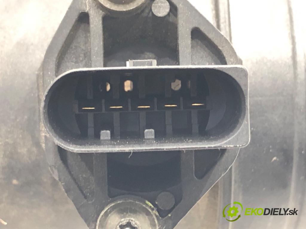 AUDI A4 B6 (8E2) 2000 - 2005    2.0 96 kW [130 KM] benzyna 2000 - 2004  Váha vzduchu 06B133471A (Váhy vzduchu)