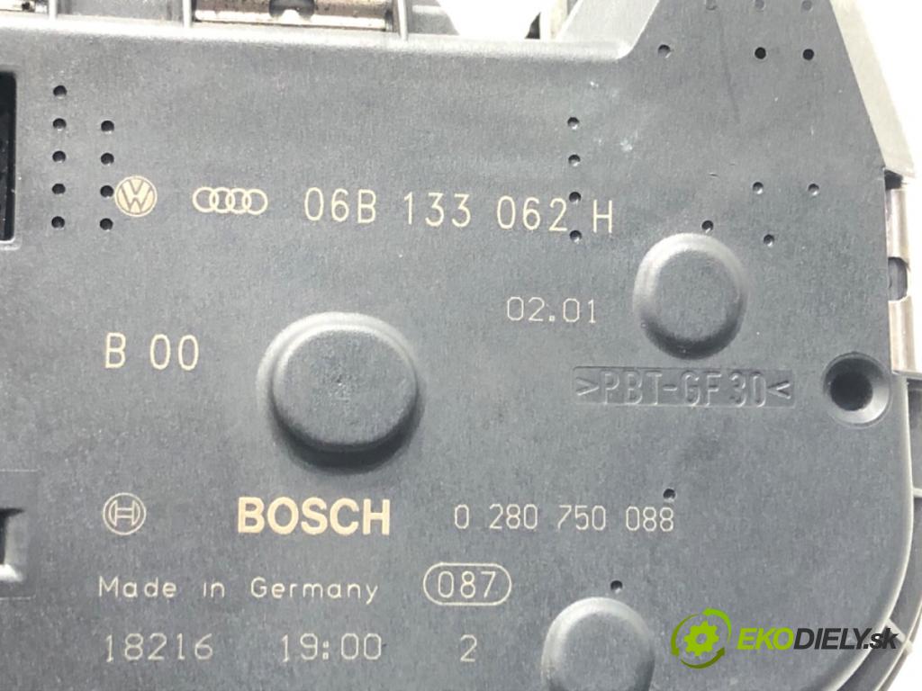 AUDI A4 B6 (8E2) 2000 - 2005    2.0 96 kW [130 KM] benzyna 2000 - 2004  Škrtiaca klapka 06B133062H (Škrtiace klapky)
