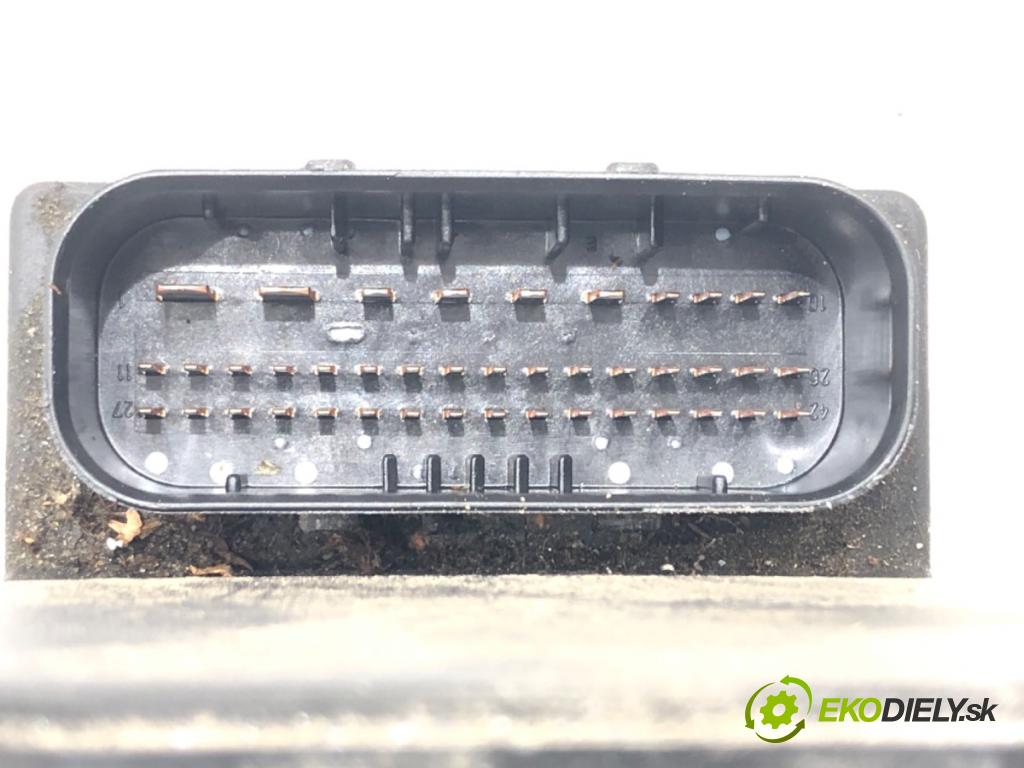 AUDI A4 B6 (8E2) 2000 - 2005    2.0 96 kW [130 KM] benzyna 2000 - 2004  Pumpa ABS 8E0614517 (Pumpy ABS)