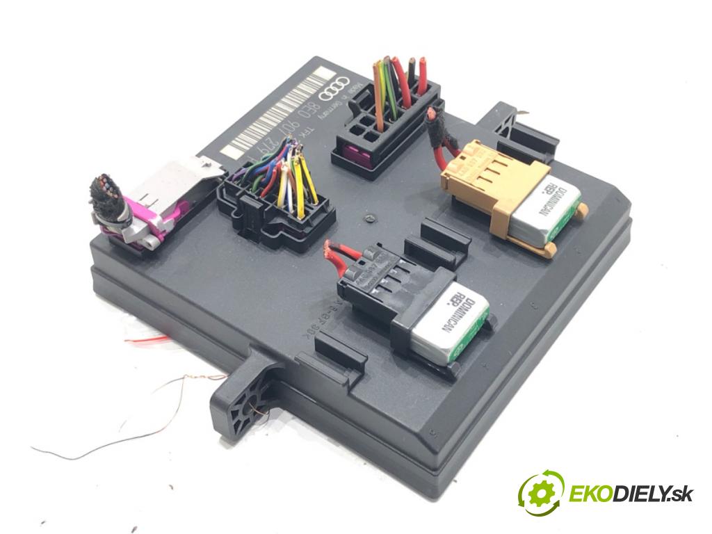 AUDI A4 B6 (8E2) 2000 - 2005    2.0 96 kW [130 KM] benzyna 2000 - 2004  Modul svetiel 8E0907279F (Ostatné)