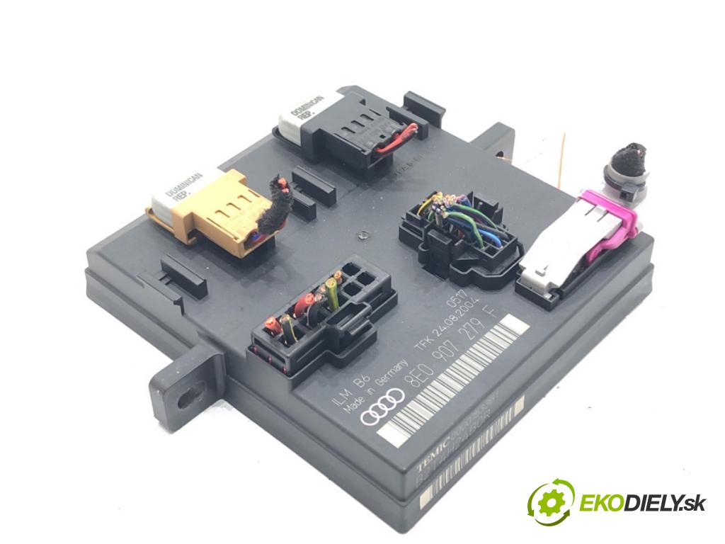 AUDI A4 B6 (8E2) 2000 - 2005    2.0 96 kW [130 KM] benzyna 2000 - 2004  Modul svetiel 8E0907279F (Ostatné)