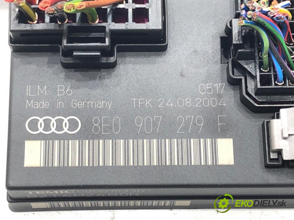 AUDI A4 B6 (8E2) 2000 - 2005    2.0 96 kW [130 KM] benzyna 2000 - 2004  Modul svetiel 8E0907279F (Ostatné)