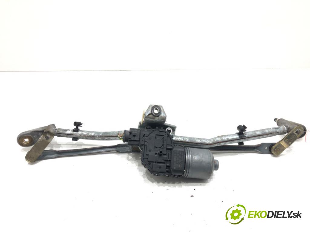 AUDI A4 B6 (8E2) 2000 - 2005    2.0 96 kW [130 KM] benzyna 2000 - 2004  Mechanizmus stieračov predný 3397020516 (Motorčeky stieračov predné)