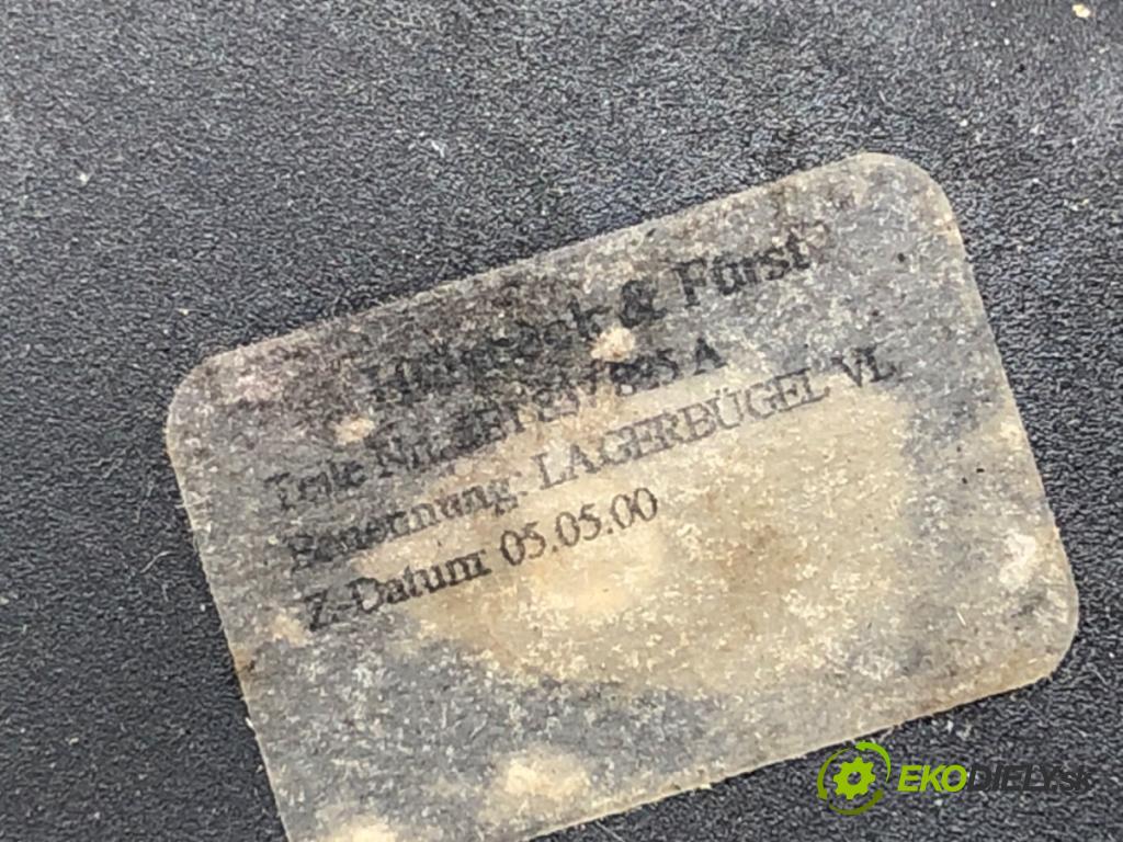 AUDI A4 B6 (8E2) 2000 - 2005    2.0 96 kW [130 KM] benzyna 2000 - 2004  Kľučka vonkajšia ľavy predný