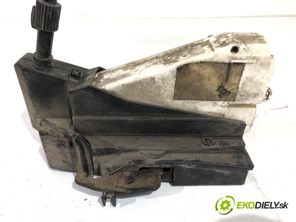 VW SHARAN (7M8, 7M9, 7M6) 1995 - 2010    1.9 TDI 85 kW [115 KM] olej napędowy 2000 - 2010  zámok dveře pravý zadní část 93BG220A20DD