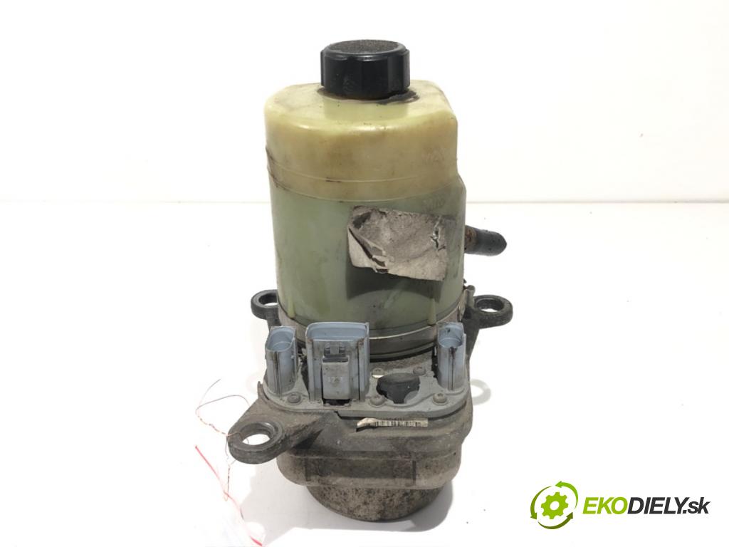 FORD FOCUS II (DA_, HCP, DP) 2004 - 2013    1.8 TDCi 85 kW [115 KM] olej napędowy 2005 - 2012  Pumpa servočerpadlo 4M513K514CA (Servočerpadlo, pumpa riadenia)