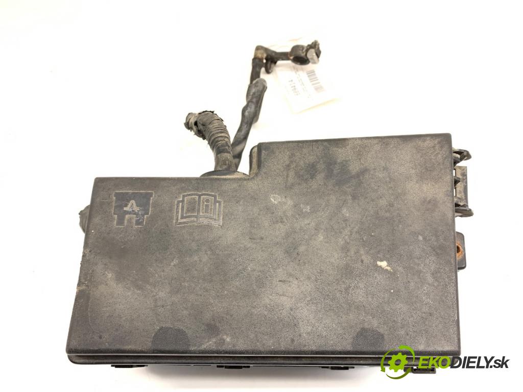 FORD FOCUS II (DA_, HCP, DP) 2004 - 2013    1.8 TDCi 85 kW [115 KM] olej napędowy 2005 - 2012  modul BSI 3M5T-14A067-BC (Pojistkové skříňky)