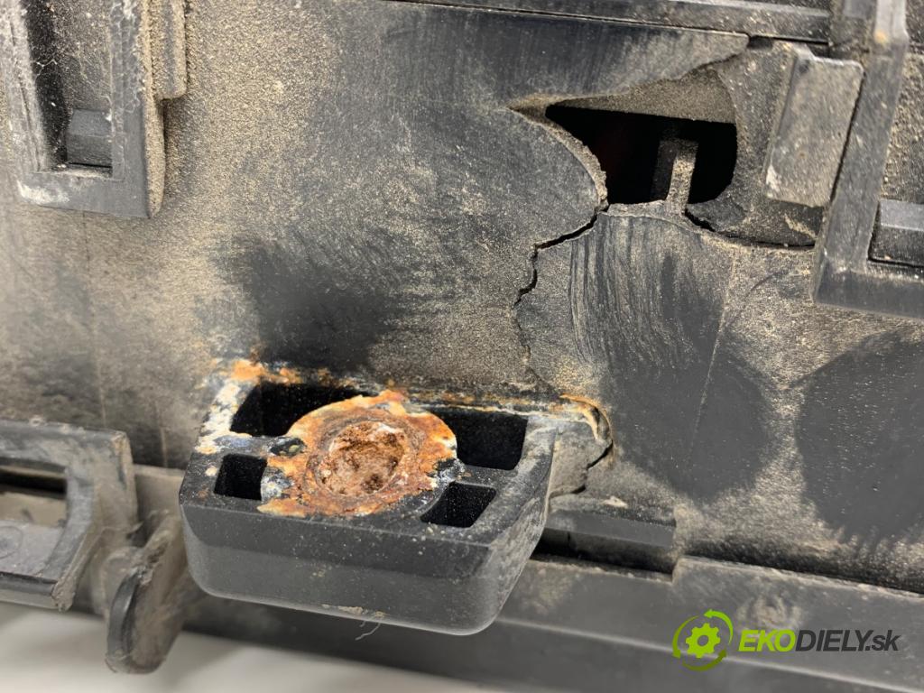 FORD FOCUS II (DA_, HCP, DP) 2004 - 2013    1.8 TDCi 85 kW [115 KM] olej napędowy 2005 - 2012  modul BSI 3M5T-14A067-BC (Pojistkové skříňky)