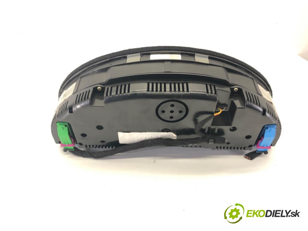 AUDI A4 B6 (8E2) 2000 - 2005    2.0 96 kW [130 KM] benzyna 2000 - 2004  Prístrojovka 8E0920900F (Prístrojové dosky, displeje)