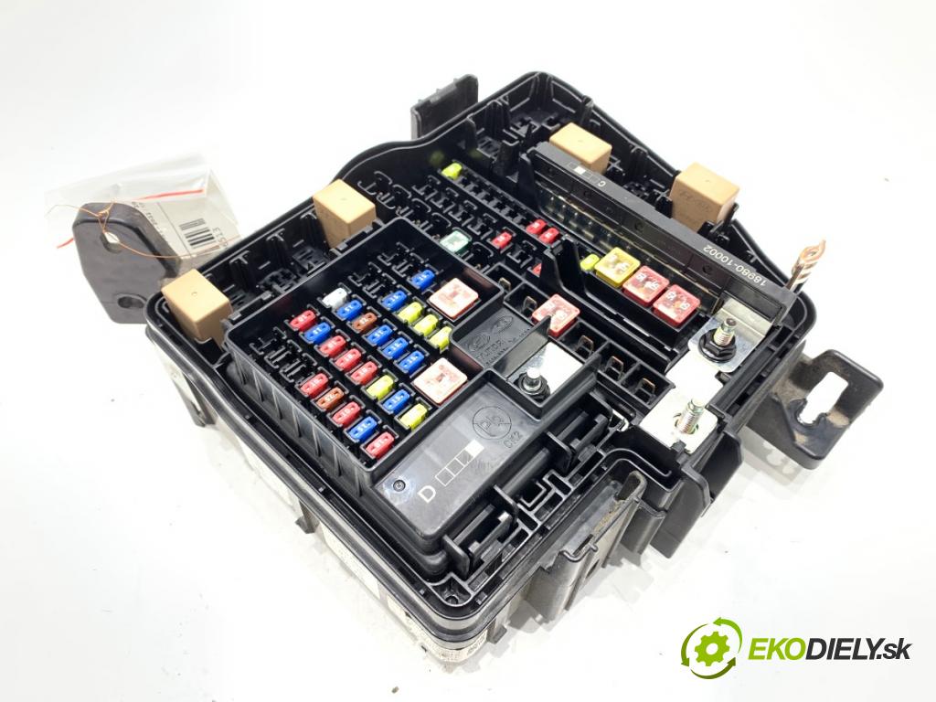 HYUNDAI TUCSON (NX4E, NX4A) 2020 - 2022    1.6 T-GDi 110 kW [150 KM] benzyna 2021 - 2022  skříňka poistková 919A5-N9000 (Pojistkové skříňky)