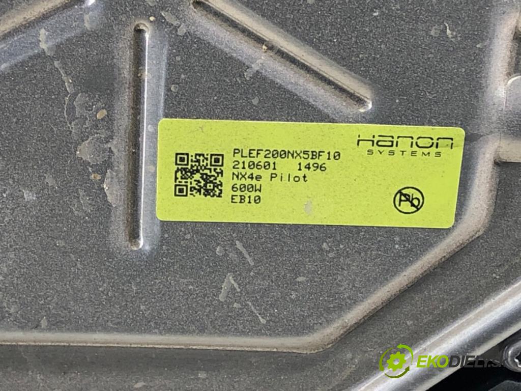 HYUNDAI TUCSON (NX4E, NX4A) 2020 - 2022    1.6 T-GDi 110 kW [150 KM] benzyna 2021 - 2022  ventilátor chladiče 25304-N7070 (Ventilátory)