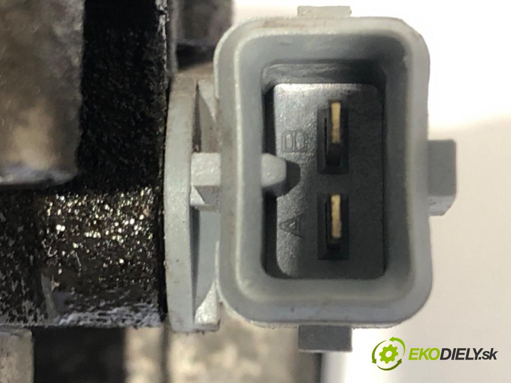 PEUGEOT 407 SW Kombi 2005 100 kW 2.0 1997 Škrtiaca klapka 9652682880 (Škrtiaca klapka)