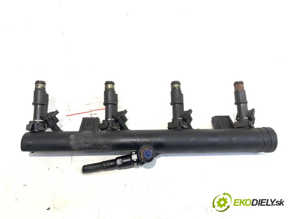 PEUGEOT 407 SW (6E_) 2004 - 2011    2.0 100 kW [136 KM] benzyna 2004 - 2005  Lišta vstrekovacia 9628084680 (Vstrekovacia lišta)