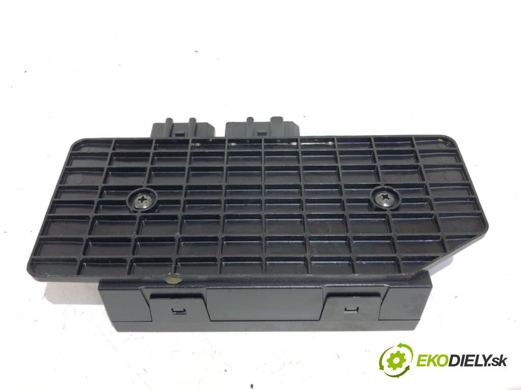VW PASSAT B5.5 (3B3) 2000 - 2005    1.9 TDI 74 kW [101 KM] olej napędowy 2000 - 2005  Modul komfortu 1C0959799B (Moduly komfortu)