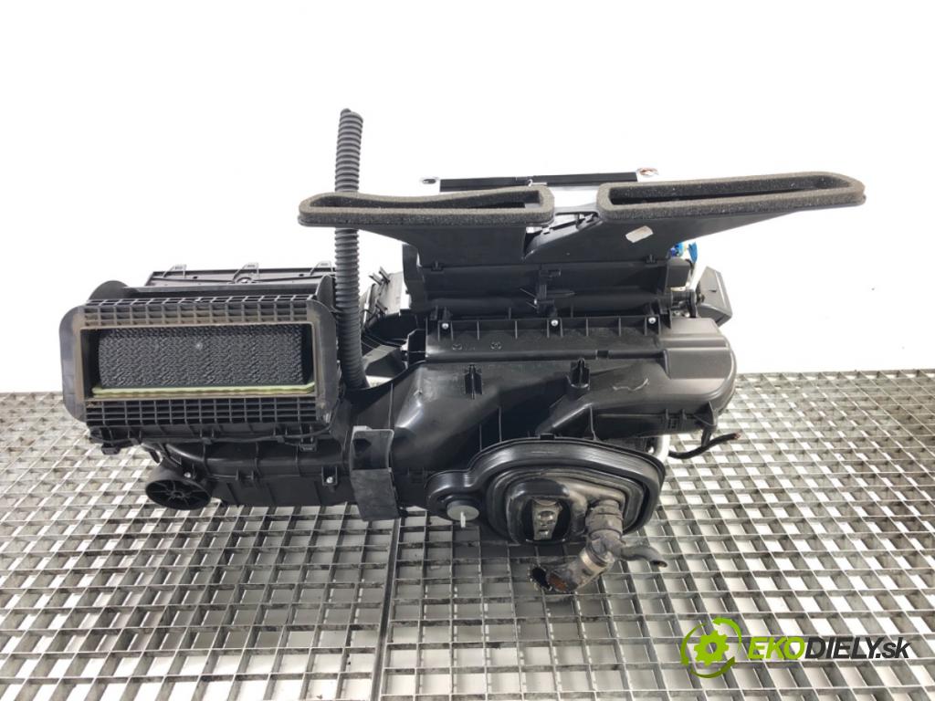 SKODA OCTAVIA III (5E3, NL3, NR3) 2012 - 2022    1.6 TDI 66 kW [90 KM] olej napędowy 2012 - 2022  topné těleso radiátor topení  (Radiátory topení)