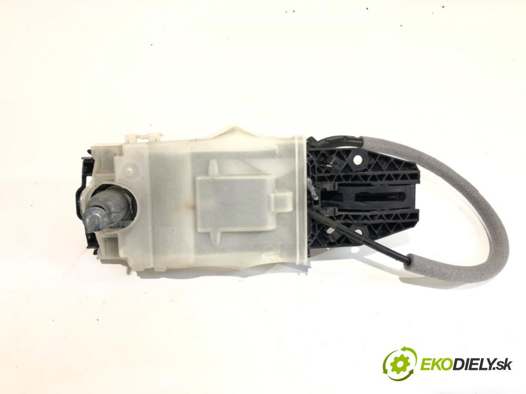 SKODA OCTAVIA III (5E3, NL3, NR3) 2012 - 2022    1.6 TDI 66 kW [90 KM] olej napędowy 2012 - 2022  Kľučka vonkajšia ľavy predný