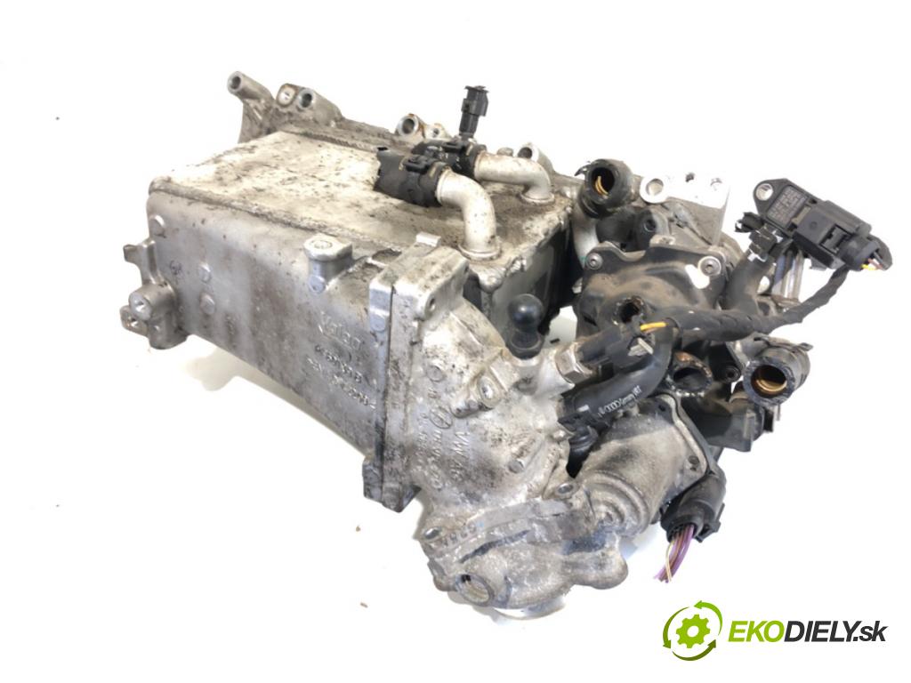 SKODA OCTAVIA III (5E3, NL3, NR3) 2012 - 2022    1.6 TDI 66 kW [90 KM] olej napędowy 2012 - 2022  intercooler 04L128637E (Chladiče nasávaného vzduchu (intercoolery))