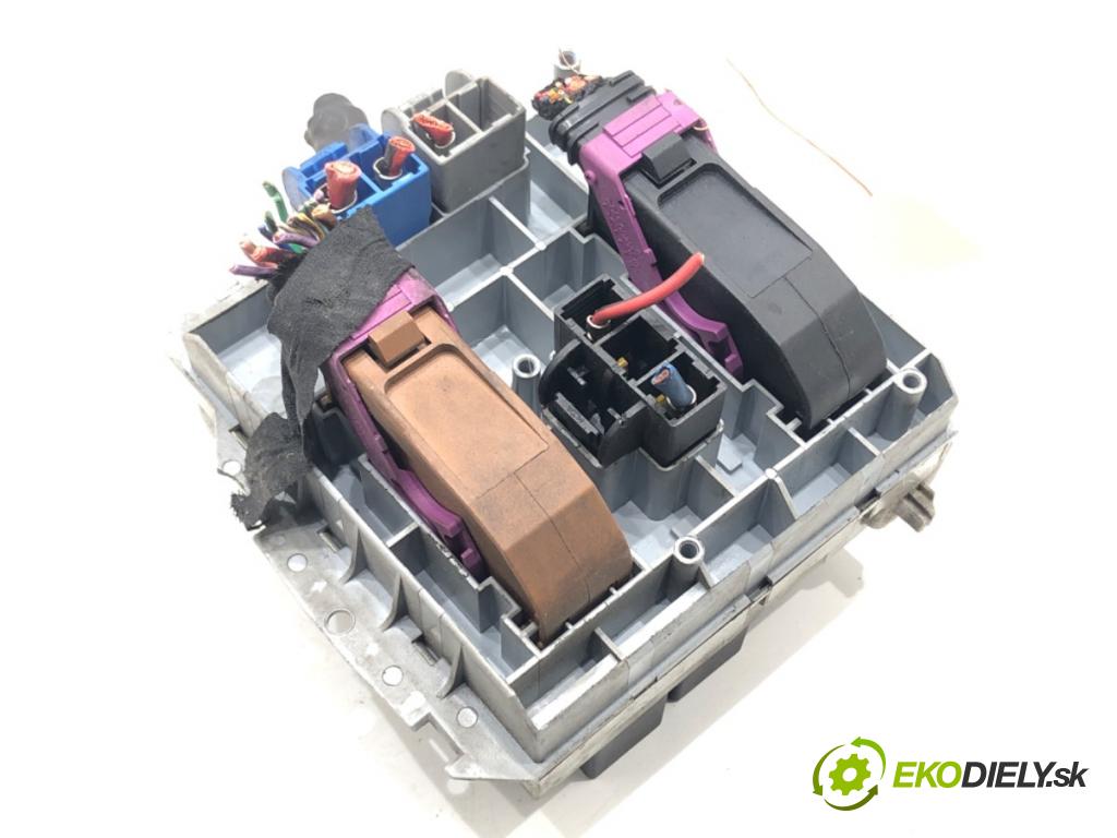 ALFA ROMEO GT (937_) 2003 - 2010    2.0 JTS (937CXH1A, 937CXH11) 121 kW [165 KM] benzyna 2003 - 2010  Modul BCM 51742419 (Ostatné)