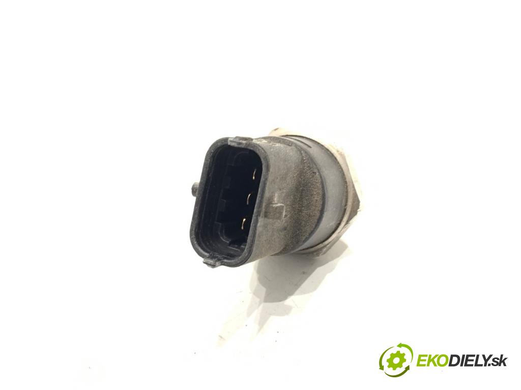 ALFA ROMEO GT (937_) 2003 - 2010    2.0 JTS (937CXH1A, 937CXH11) 121 kW [165 KM] benzyna 2003 - 2010  Snímač tlaku paliva 0261545010 (Snímač)
