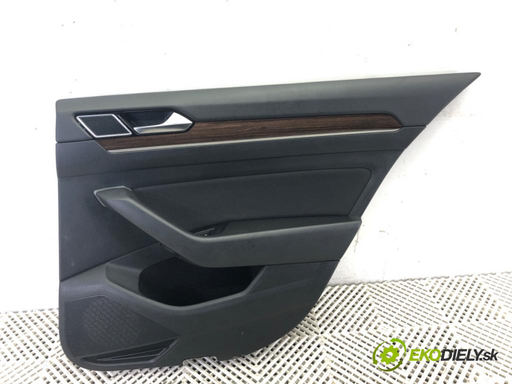 VW PASSAT B8 sedan 2016 132 kW 1.8 TSI 1798 čalúnenie Dvere pravy zad 