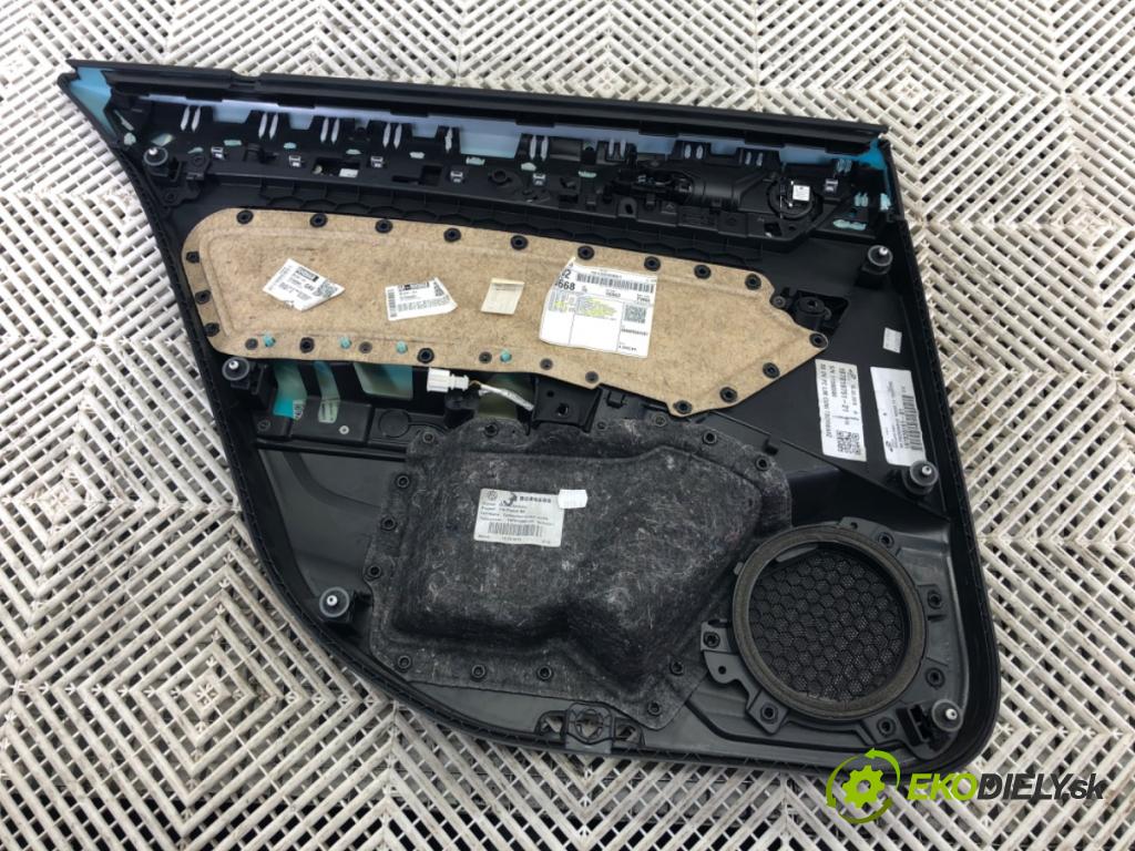 VW PASSAT B8 sedan 2016 132 kW 1.8 TSI 1798 čalúnenie Dvere pravy zad