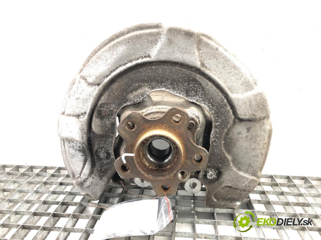 BMW 5 (G30, F90) 2016 - 2022    540 d xDrive 235 kW [320 KM] olej napędowy 2017 - 2020  náboj ľavy zad 6866337