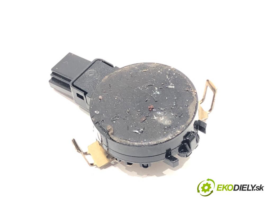 HYUNDAI TUCSON (NX4E, NX4A) 2020 - 2022    1.6 T-GDi 110 kW [150 KM] benzyna 2021 - 2022  Snímač dažďa 96000-N9000 (Snímač dažďa)