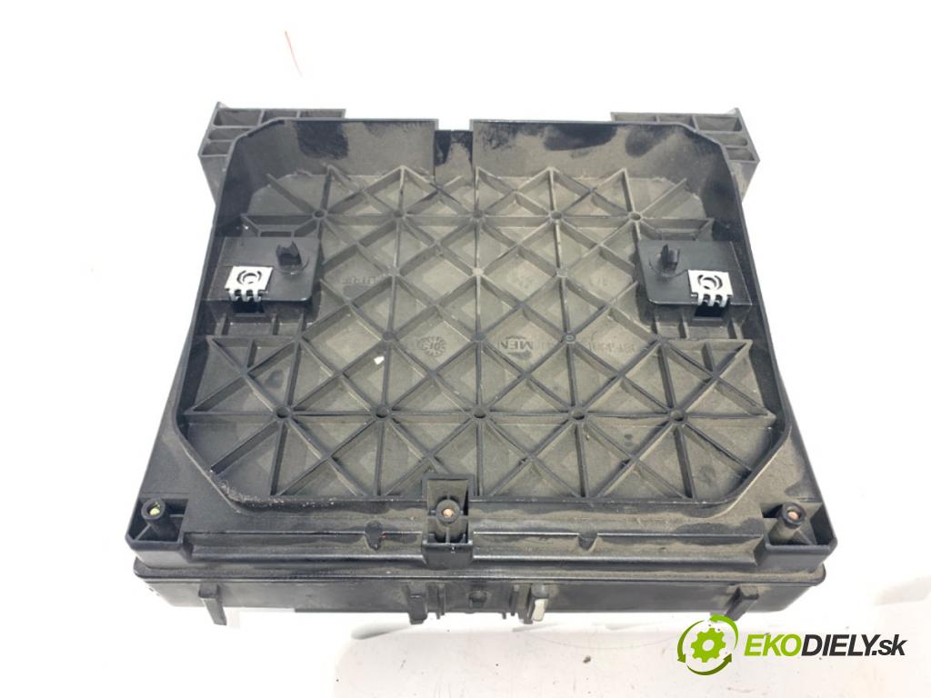 VW SHARAN (7M8, 7M9, 7M6) 1995 - 2010    1.8 T 20V 110 kW [150 KM] benzyna 1997 - 2010  Modul BSI 7M3962258M (Poistkové skrinky)