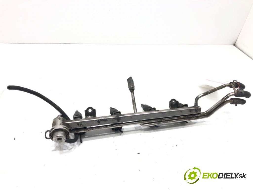 VW SHARAN (7M8, 7M9, 7M6) 1995 - 2010    1.8 T 20V 110 kW [150 KM] benzyna 1997 - 2010  Lišta vstrekovacia 06A133681F (Vstrekovacie lišty)