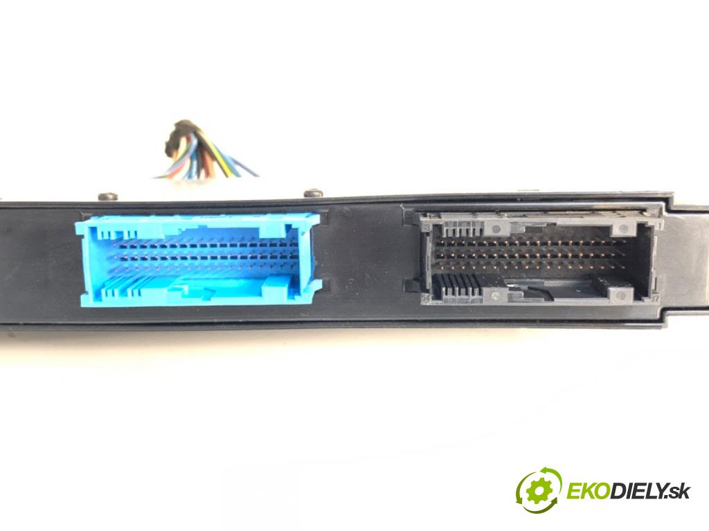 BMW 1 (E87) 2003 - 2013    118 d 90 kW [122 KM] olej napędowy 2004 - 2007  Modul komfortu 6983304 (Moduly komfortu)