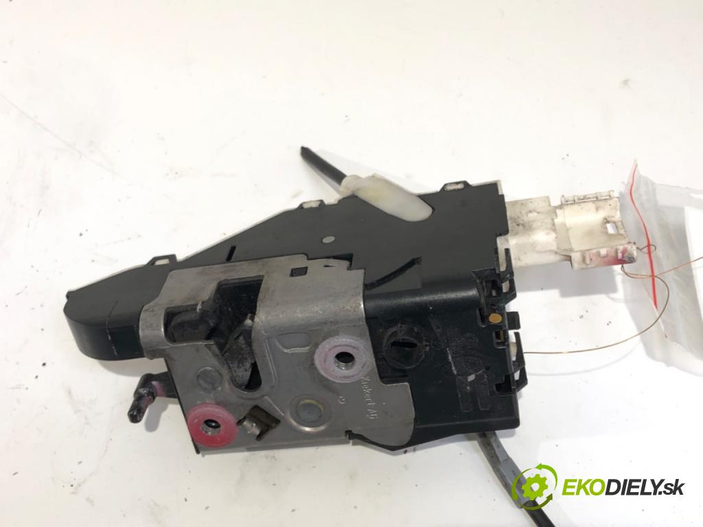 CITROEN C4 coupe (LA_) 2004 - 2013    1.6 HDi 66 kW [90 KM] olej napędowy 2004 - 2011  zámok dveře levý přední část 9686720280
