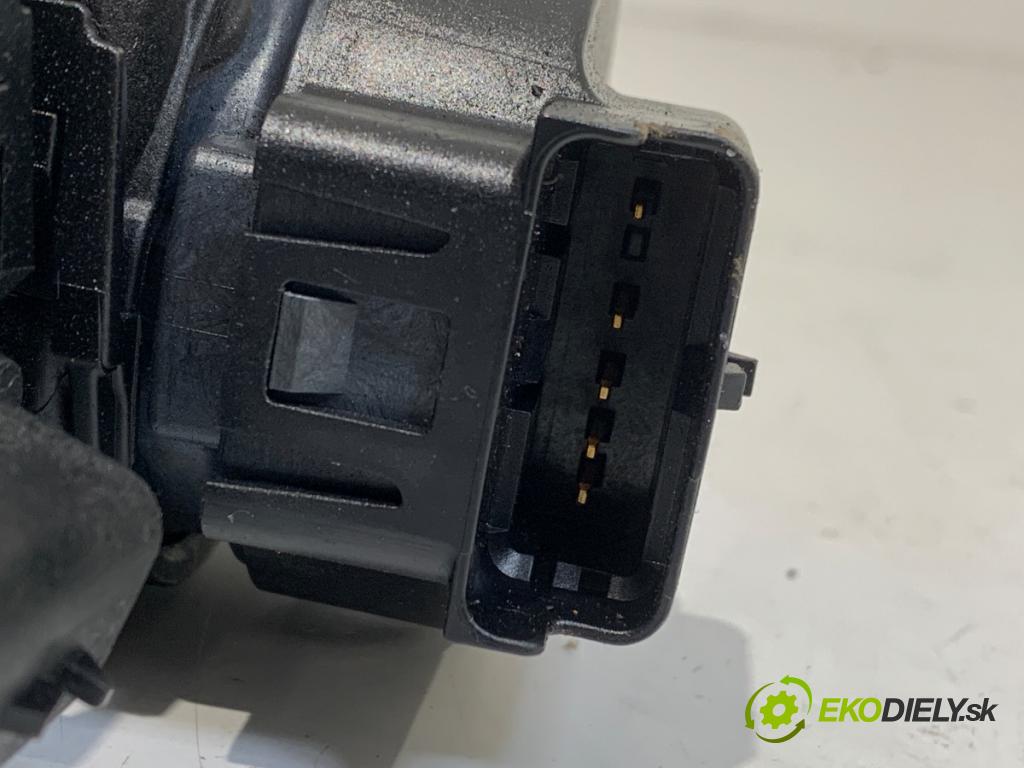 CITROEN C4 coupe (LA_) 2004 - 2013    1.6 HDi 66 kW [90 KM] olej napędowy 2004 - 2011  Škrtiaca klapka 9660030480 (Škrtiaca klapka)