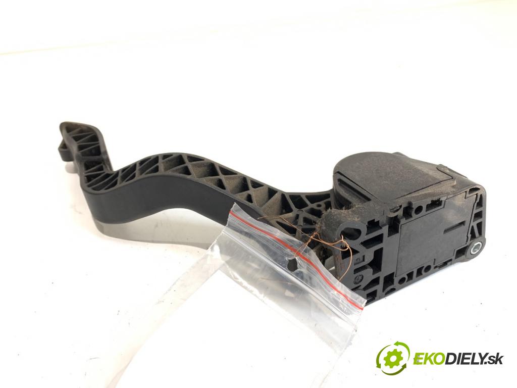 CITROEN C4 coupe (LA_) 2004 - 2013    1.6 HDi 66 kW [90 KM] olej napędowy 2004 - 2011  Potenciometer plynu 9680565880 (Pedál)