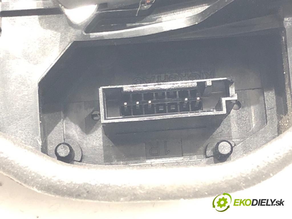 BMW X1 (E84) 2009 - 2015    sDrive 18 d 105 kW [143 KM] olej napędowy 2009 - 2015  zámok dveře pravý přední část 7229458