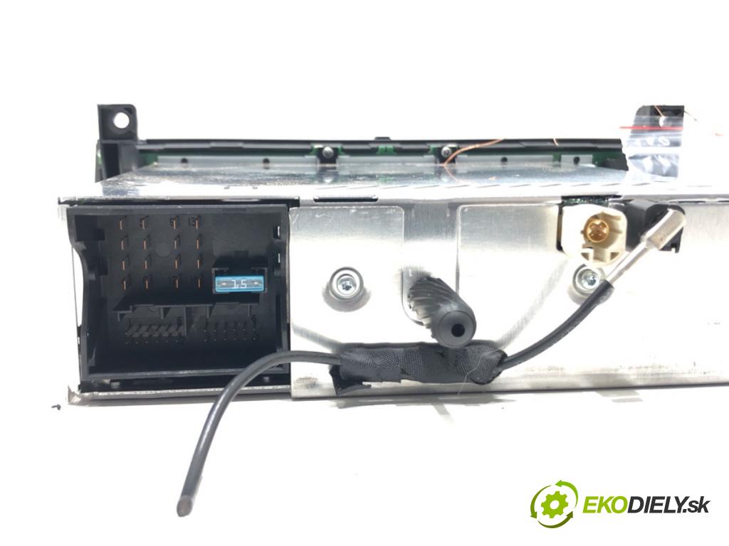 BMW X1 (E84) 2009 - 2015    sDrive 18 d 105 kW [143 KM] olej napędowy 2009 - 2015  RADIO 9258173 (Audio zariadenia)